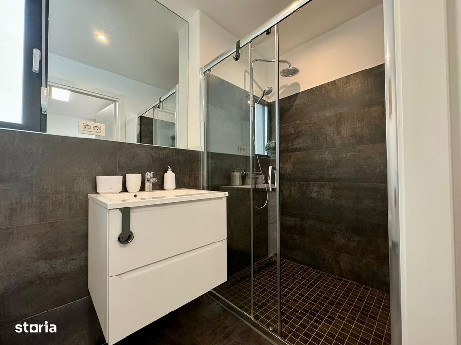 Vila complex privat Erou  Iancu Nicolae