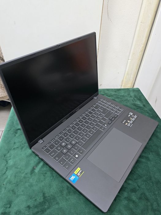 Cata Diamond Amanet/ Laptop Asus V16