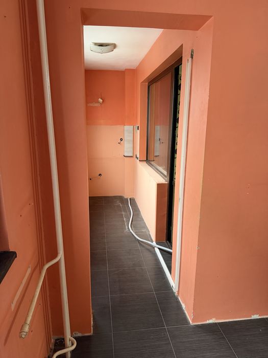 Двустаен апартамент в кв.Родина 1 до у-ще Олимпи Панов