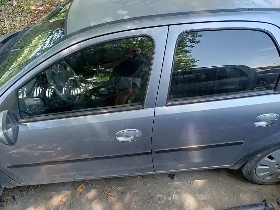 Опел Корса ц OPel korsa c 1.2.  Бензин на части