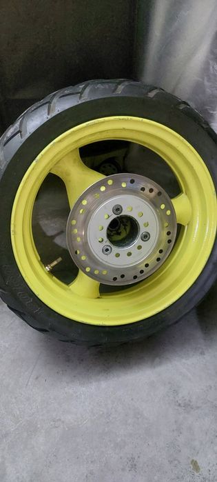 Продаётся комплект болонов