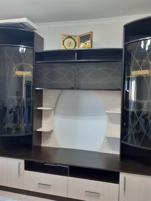 Стенка евромебель в отличном состоянии