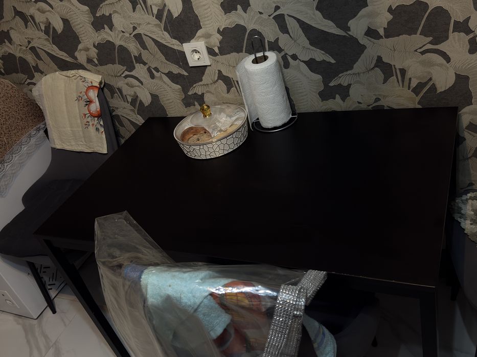 Продам стол кухонный