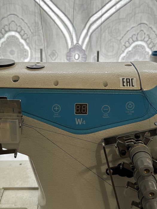 Распошивальная машина jack W4