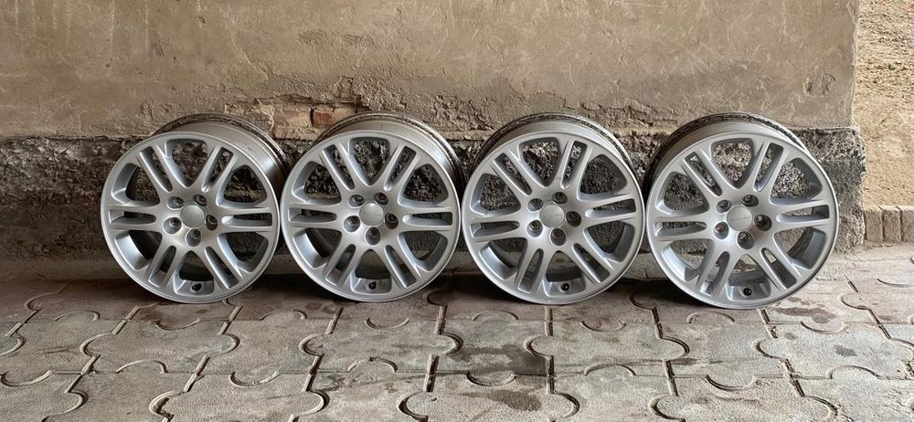 Запчасти Субару  Продается