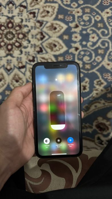 Айфон хр сатылады срочно