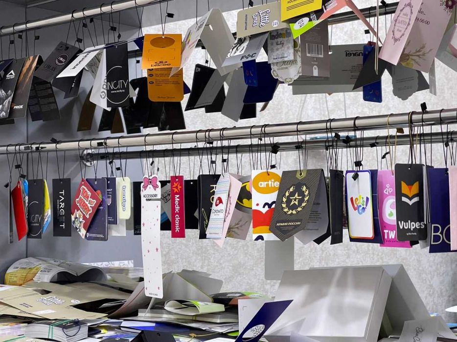 Картонные бирки, этикетки, самоклейки, жаккард, сатин, нейлон