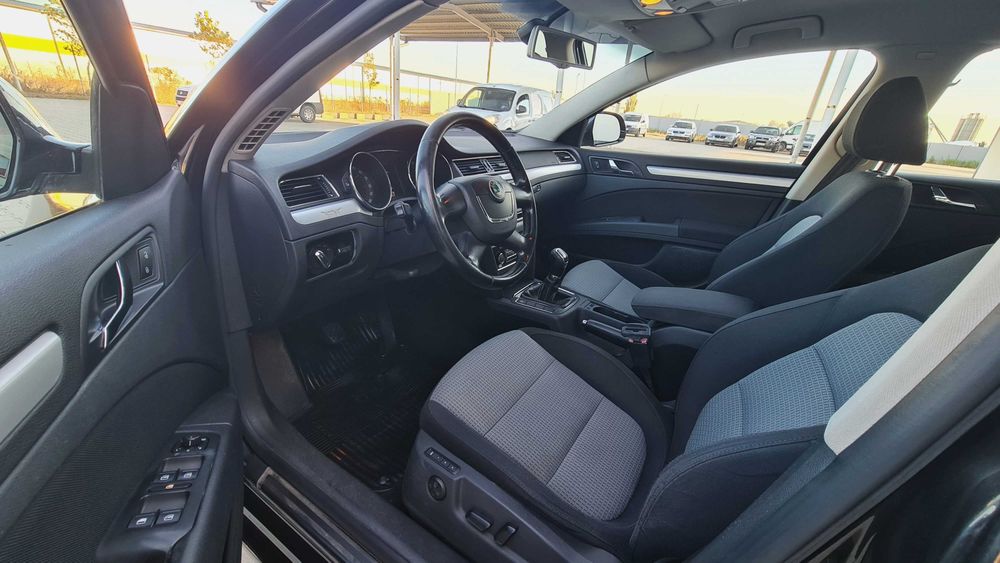 SKODA Superb 2, berlina, 4x4, motor 2.0 TDI - 170CP - an 2011 - Euro 5