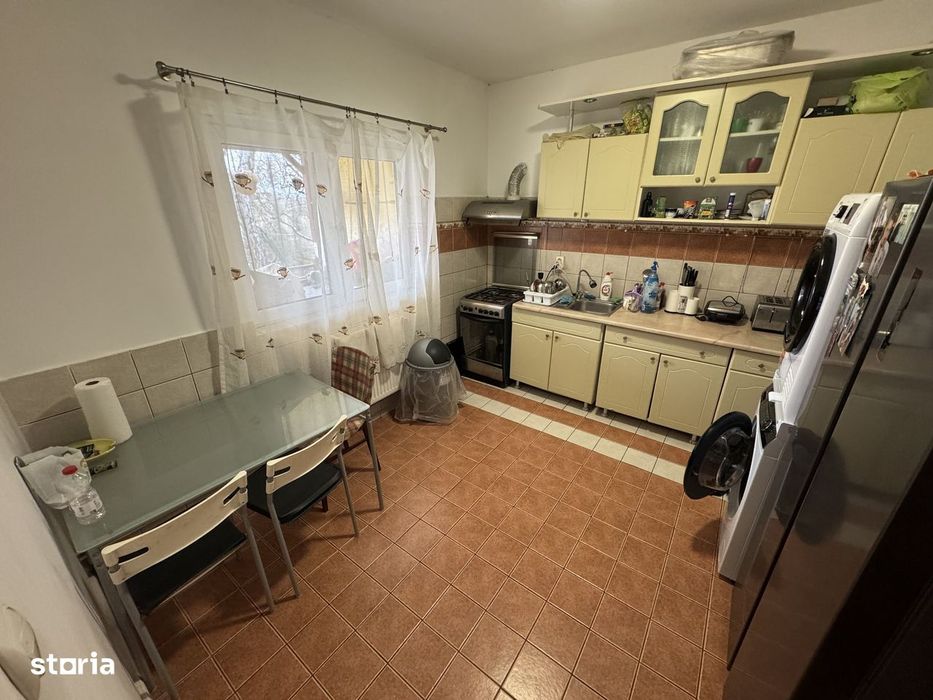 Casă 120 mp + casă 49 mp, teren 640 mp, deschidere 15 ml, Calea Dobrog