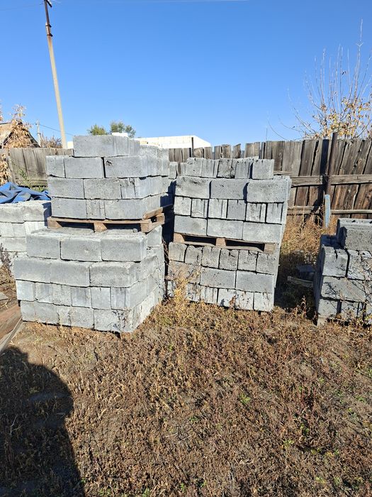 Продам стройматериал для гаража