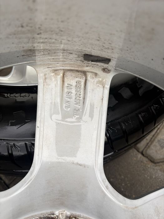 Джанти с гуми оригинални Audi q5 19"