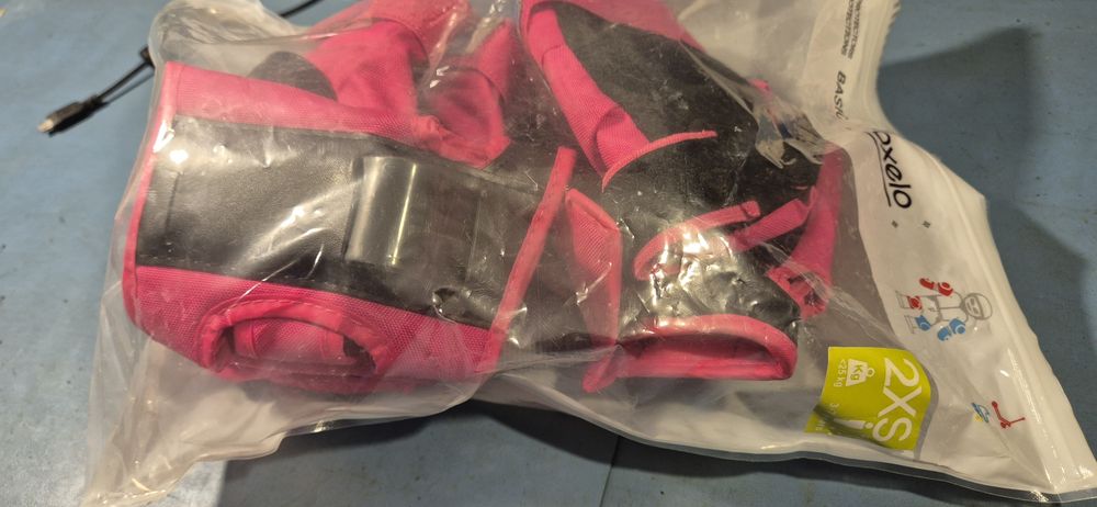 Set 3 perechi protecţii role/skateboard