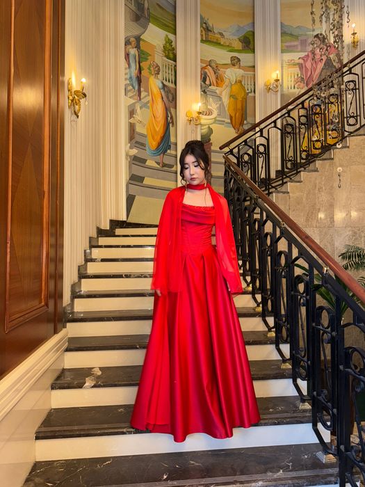 Корсетное красное платье Embark