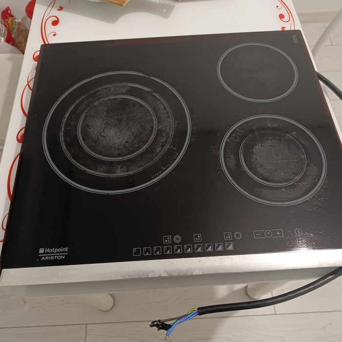 Продам варочную поверхность