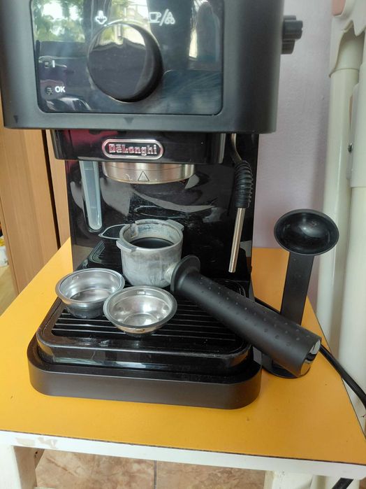 Cafea de aparat DeLonghi