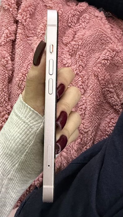 Iphone 13 телефон