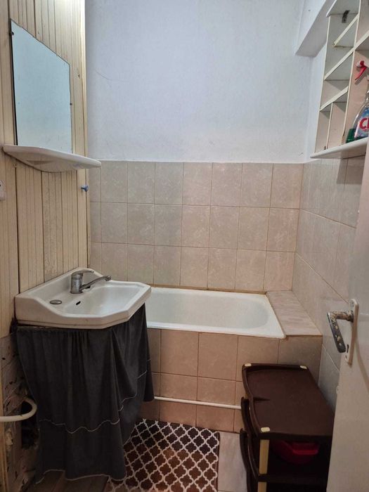 Apartament 1 camera Cetate zona Liceul Militar