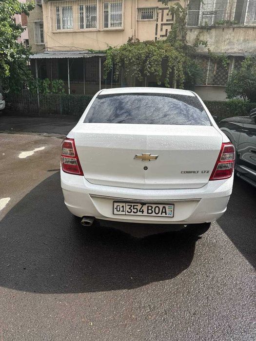 продаётся автомобиль