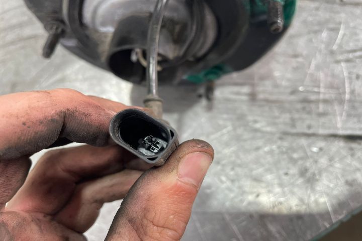 Perna aer fata dreapta 4G0.616.039.N Audi A6 4G/C7