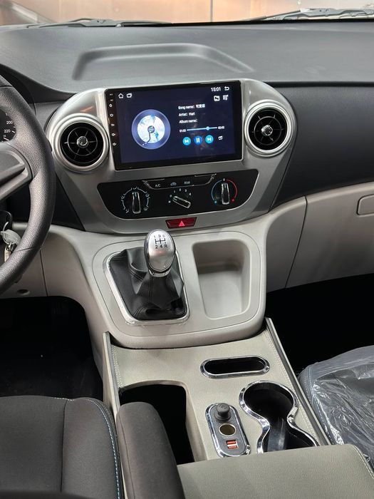 Jac M3 Luxe miniveni