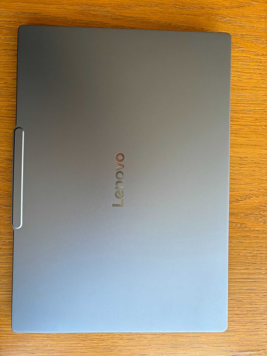 Продавам лаптоп LENOVO IDEAPAD PRO 5  OLED dislay