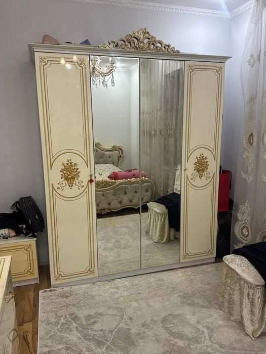 Продам шифоньер  б/у 120000  Алматы