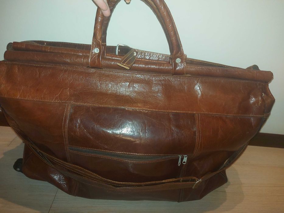 Geanta de voiaj din piele vintage ,noua fara eticheta