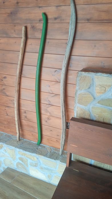 Дървена кобилица за менци .Катраник.Дървени хаванчета.