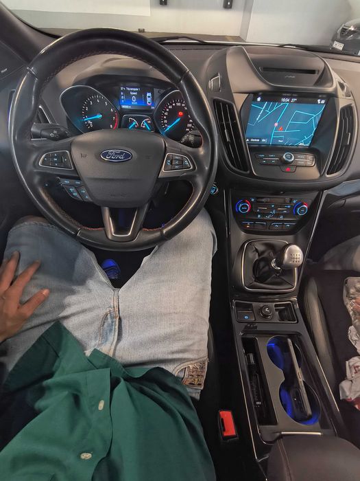 FORD Kuga 2018 — imagine 2