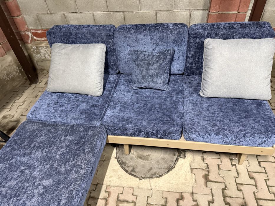 Продам    Диван