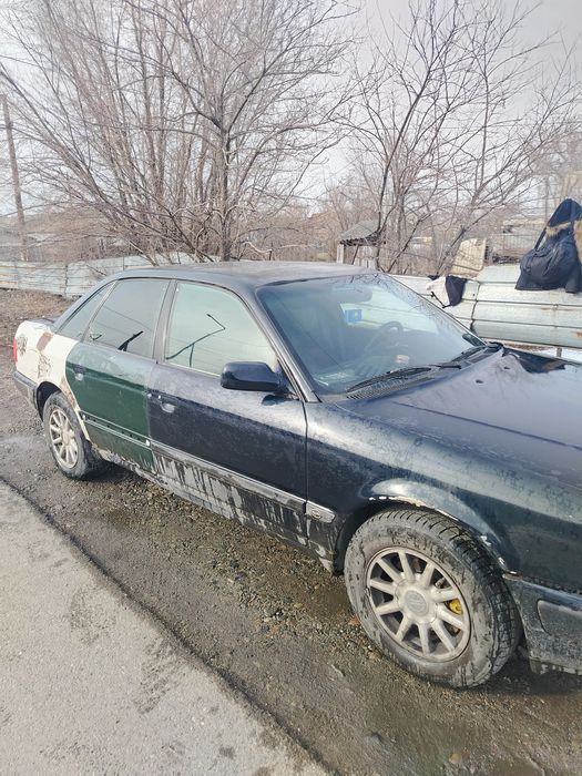 Ауди 100 с4 звоните