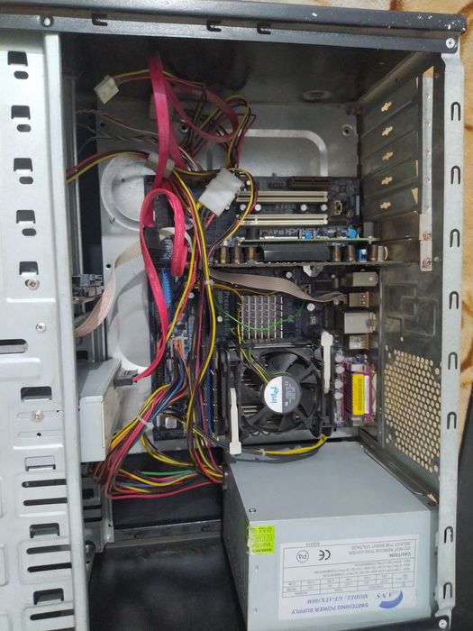 Продам системный блок (рабочий)