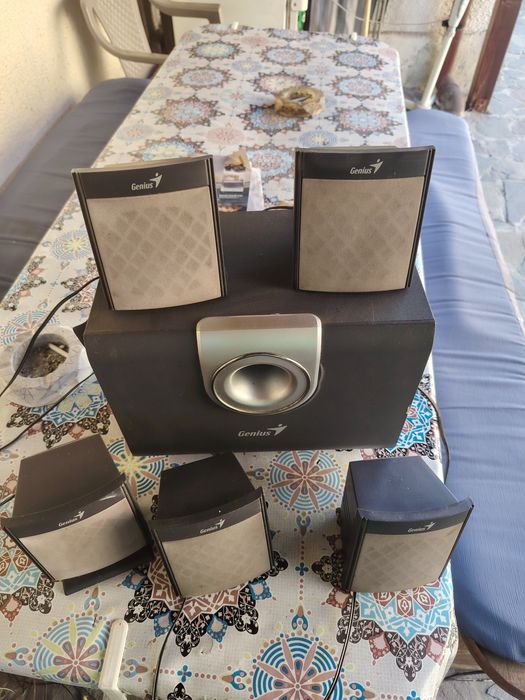 Sistem audio 5.1 cu subwoofer