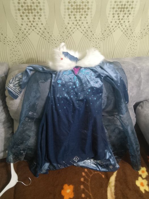 Продам Платье Эльза 2