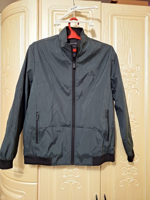 Мужская ветровка куртка