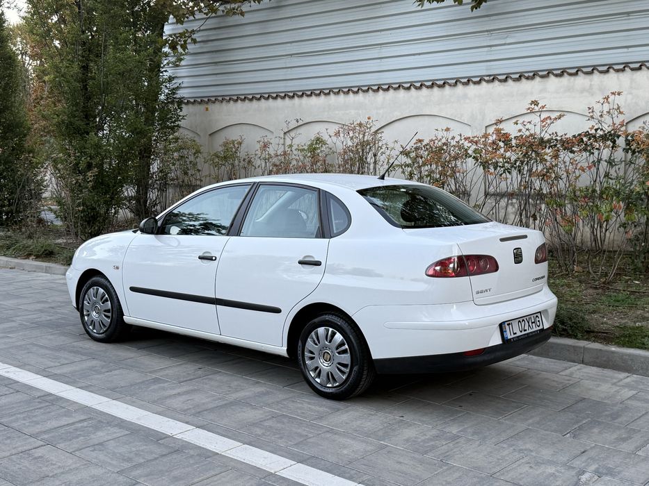 SEAT Cordoba 2006 — imagine 3