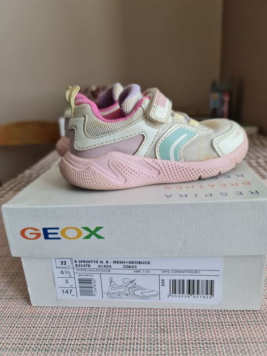 Дестски обувки Geox, Bapy в чудесно състояние