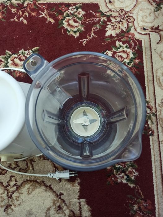 Vând blender Moulinex