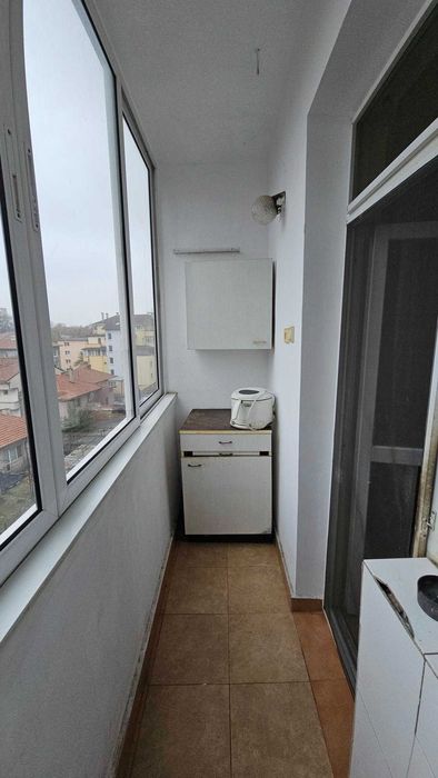 Голям 2-стаен монолит Кършияка - Панаира