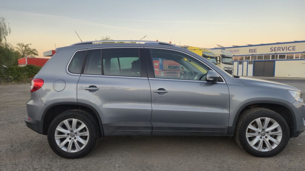 VOLKSWAGEN Tiguan 2010 — imagine 4