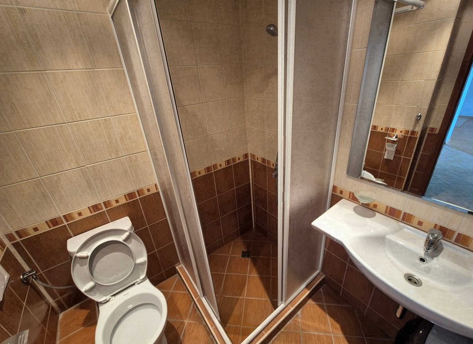 Двустаен апартамент.