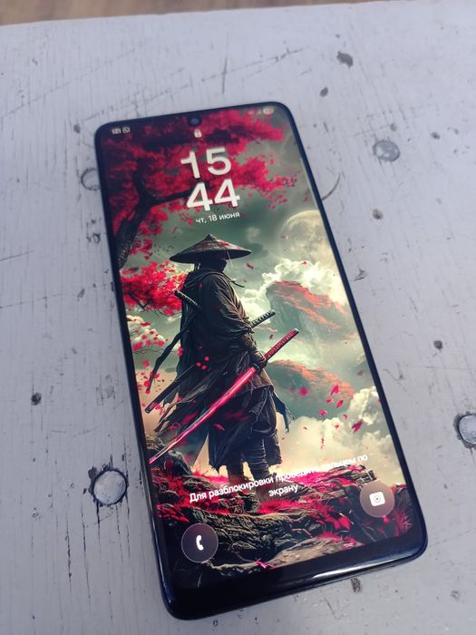 Продам Самсунг S21 Ultra