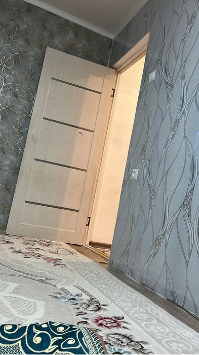 Комнатный есіктер сатылады…