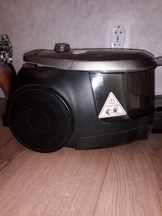 Продам nылесос "Samsung"