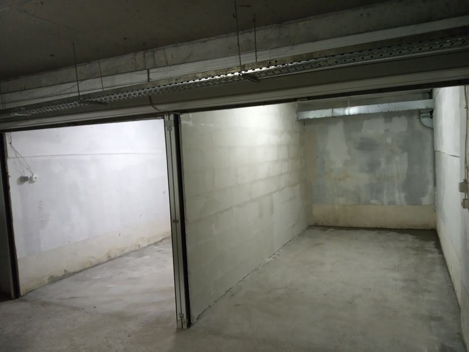 Дава се под наем Гараж / Паркомясто в София, Люлин 8 - 15 кв.м за 66.3 € - Снимка #1