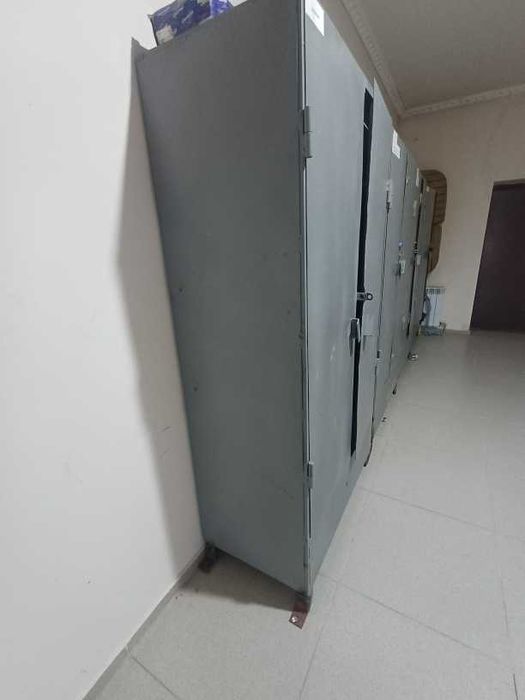 Шкаф - сейф металлический