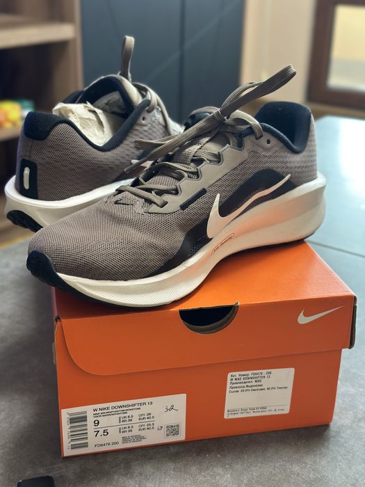 Маратонки Nike 39 номер