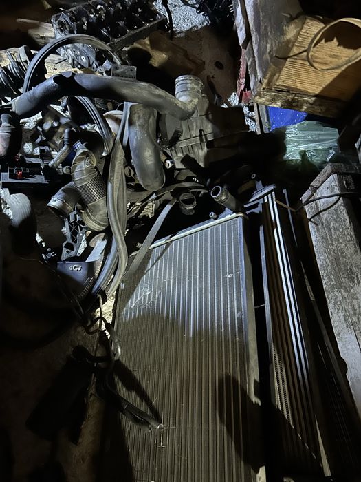 Dezmembrez caddy maxi 7 locuri Bmm Bmp