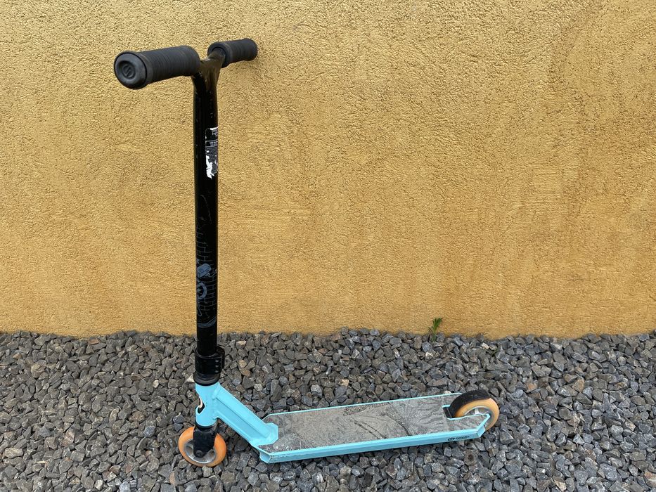 Oxelo scooter / trotineta