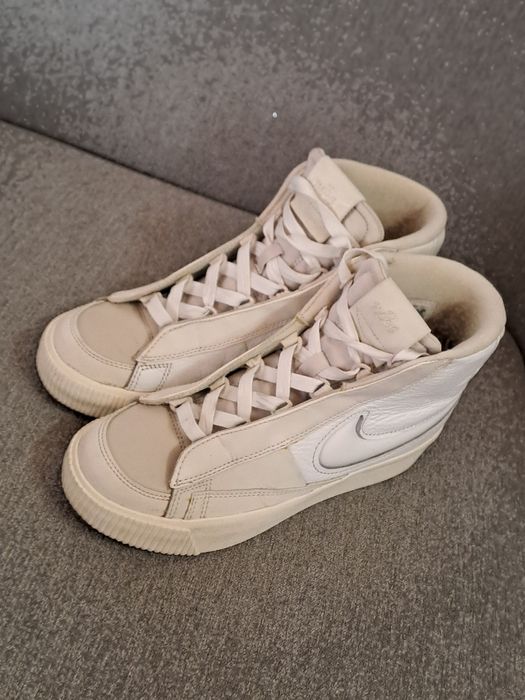 Adidași Nike Blazer